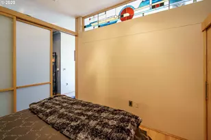 333 NW 9th Ave, Portland, OR 97209 - Photo 14