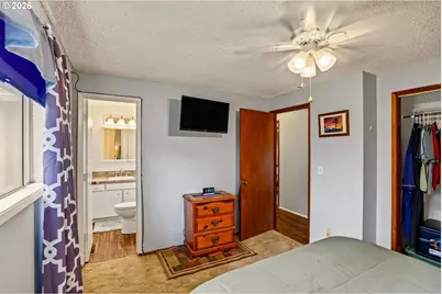 440 W College St, Mount Angel, OR 97362 - Photo 22