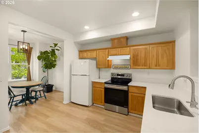 13187 SW Raptor Pl, Tigard, OR 97223 - Photo 6