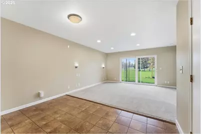 1812 NE 19th St, Gresham, OR 97030 - Photo 4