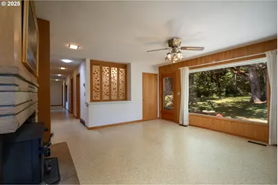 3375 Eagle Crest Rd NW, Salem, OR 97304 - Photo 16