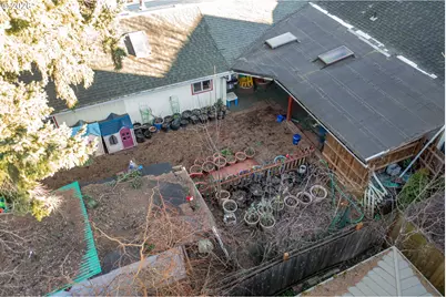 16901 SE Ivon St, Portland, OR 97236 - Photo 44