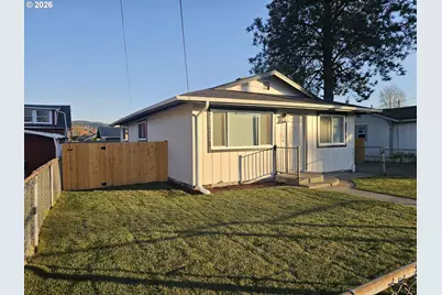 1208 S Pacific Ave, Kelso, WA 98626 - Photo 6