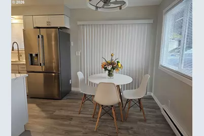 1208 S Pacific Ave, Kelso, WA 98626 - Photo 22