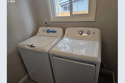 1208 S Pacific Ave, Kelso, WA 98626 - Photo 32