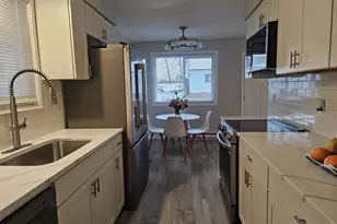 1208 S Pacific Ave, Kelso, WA 98626 - Photo 28