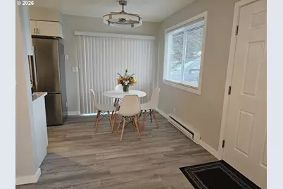 1208 S Pacific Ave, Kelso, WA 98626 - Photo 20