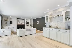10210 NW Engleman St, Portland, OR 97229 - Photo 12