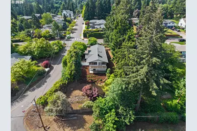 19001 Suncrest Dr, West Linn, OR 97068 - Photo 46