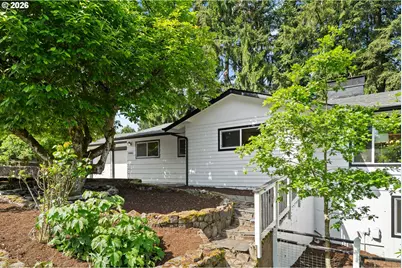 19001 Suncrest Dr, West Linn, OR 97068 - Photo 4