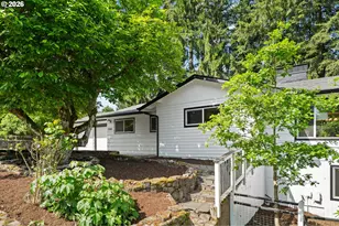 19001 Suncrest Dr, West Linn, OR 97068 - Photo 4