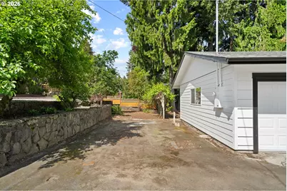 19001 Suncrest Dr, West Linn, OR 97068 - Photo 40