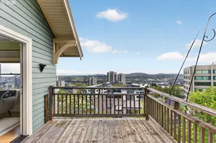 2440 SW Hoffman Ave, Portland, OR 97201 - Photo 20