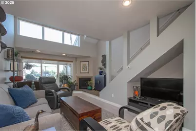 148 N Hayden Bay Dr #148, Portland, OR 97217 - Photo 10