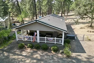 215 E Ponderosa Dr, Goldendale, WA 98620 - Photo 2