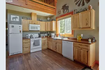 502 Loowit Ln, Cougar, WA 98616 - Photo 10