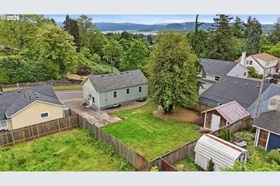 1321 NE Dallas St, Camas, WA 98607 - Photo 32