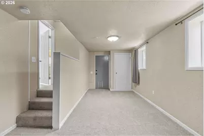 2019 E St, Springfield, OR 97477 - Photo 26