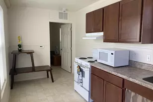 334 E 5th Ave, Riddle, OR 97469 - Photo 2