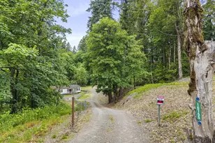 16755 S Livesay Rd, Oregon City, OR 97045 - Photo 2
