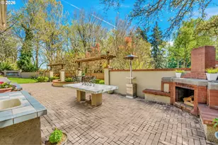 3574 E Burnside St, Portland, OR 97214 - Photo 28