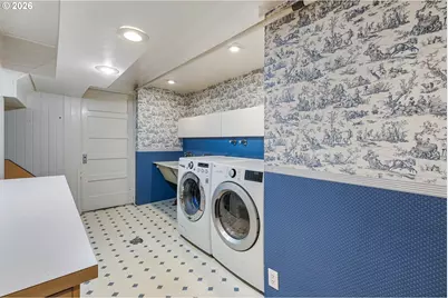3574 E Burnside St, Portland, OR 97214 - Photo 42
