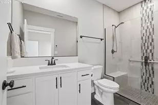 8211 NE 168th Place, Vancouver, WA 98682 - Photo 16