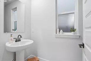 3420 SE 6th Ave, Battle Ground, WA 98604 - Photo 8