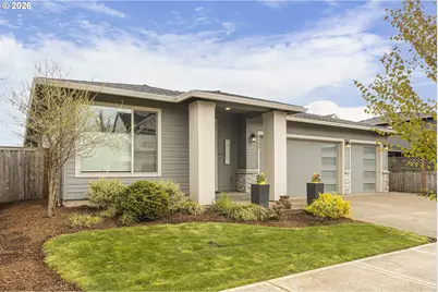 2132 NW McGarey Dr, McMinnville, OR 97128 - Photo 2