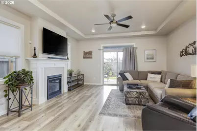 2132 NW McGarey Dr, McMinnville, OR 97128 - Photo 10