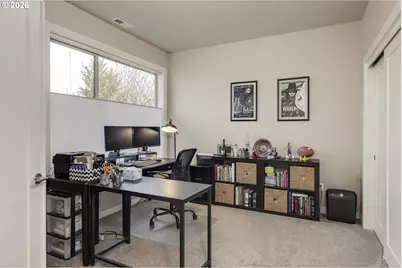 2132 NW McGarey Dr, McMinnville, OR 97128 - Photo 4