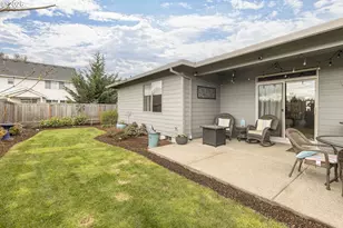 2132 NW McGarey Dr, McMinnville, OR 97128 - Photo 22