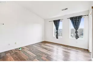 2591 NW 1st Dr, Gresham, OR 97030 - Photo 16