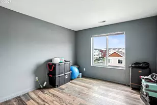 2591 NW 1st Dr, Gresham, OR 97030 - Photo 12