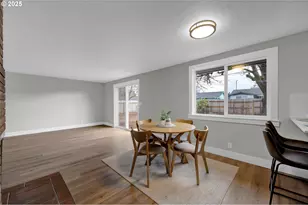 124 E Anchor Ave, Eugene, OR 97404 - Photo 18