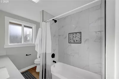 124 E Anchor Ave, Eugene, OR 97404 - Photo 26