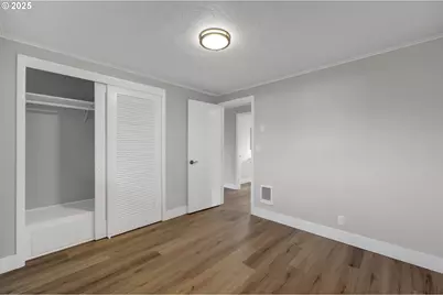 124 E Anchor Ave, Eugene, OR 97404 - Photo 28