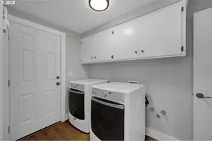 124 E Anchor Ave, Eugene, OR 97404 - Photo 24