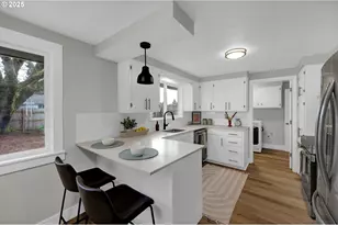 124 E Anchor Ave, Eugene, OR 97404 - Photo 10