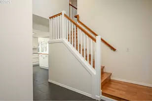 3841 NE 149th Ave, Portland, OR 97230 - Photo 4