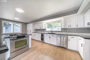60 Seagrove Pl, Lincoln City, OR 97367 - Photo 10