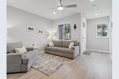 4023 SE Century Blvd, Hillsboro, OR 97123 - Photo 4