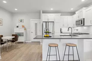 4023 SE Century Blvd, Hillsboro, OR 97123 - Photo 10