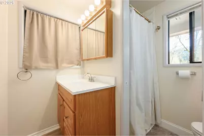 41536 McKenzie Hwy, Springfield, OR 97478 - Photo 20
