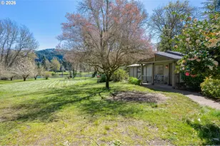 41536 McKenzie Hwy, Springfield, OR 97478 - Photo 32