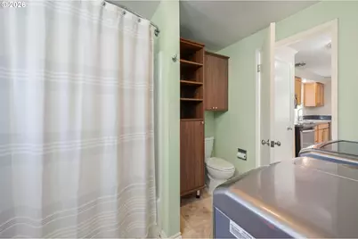 41536 McKenzie Hwy, Springfield, OR 97478 - Photo 16