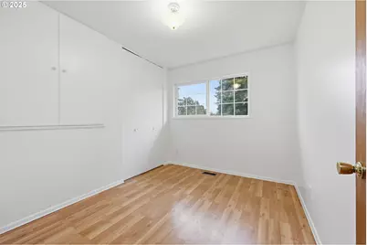 2555 NE 146th Dr, Portland, OR 97230 - Photo 24