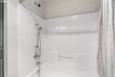 10834 NE Holly St, Hillsboro, OR 97006 - Photo 24