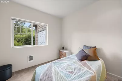 10834 NE Holly St, Hillsboro, OR 97006 - Photo 22