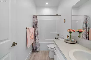 15425 SW Everglade Ave, Tigard, OR 97224 - Photo 24